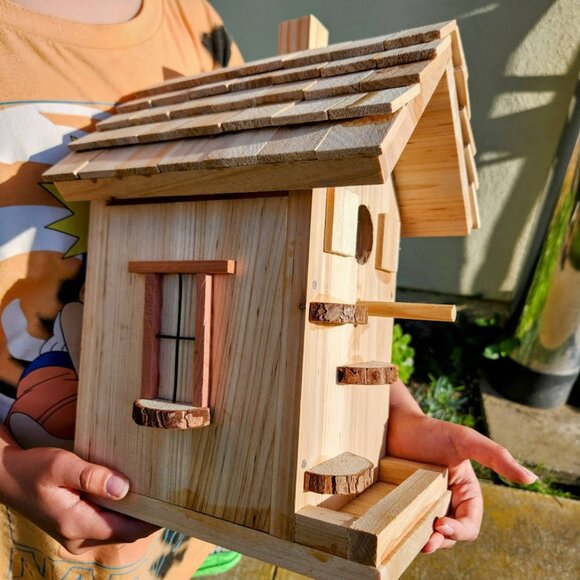 NEW HANDMADE Wooden Bird House Birdhouse Handbuilt Wood Garden Decor Spring Made - Picture 4 of 4